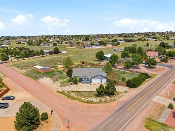 321 Linden Ave, Pueblo West, CO 81007