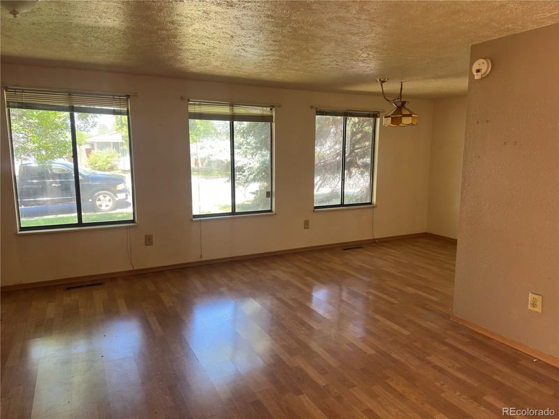 1224 Snowbank Ct, Longmont, CO 80504