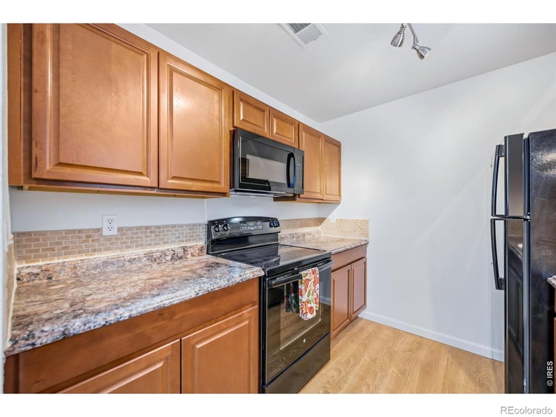 10960 Florida Ave #101, Lakewood, CO 80232
