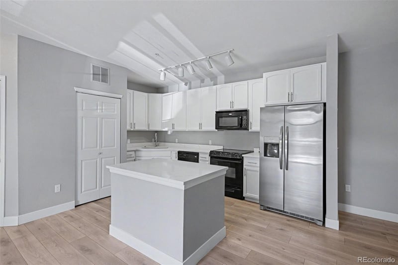 3890 Dayton St #103, Aurora, CO 80014