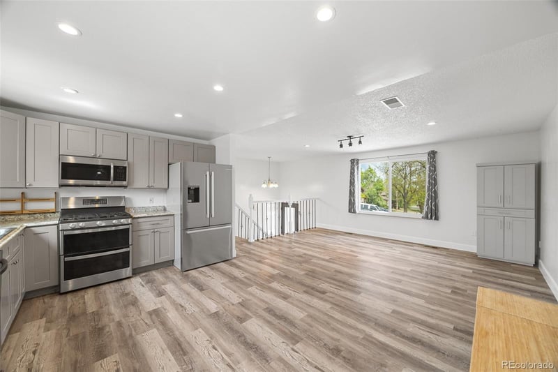 16023 Eastman Pl, Aurora, CO 80013