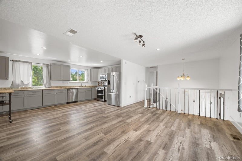 16023 Eastman Pl, Aurora, CO 80013