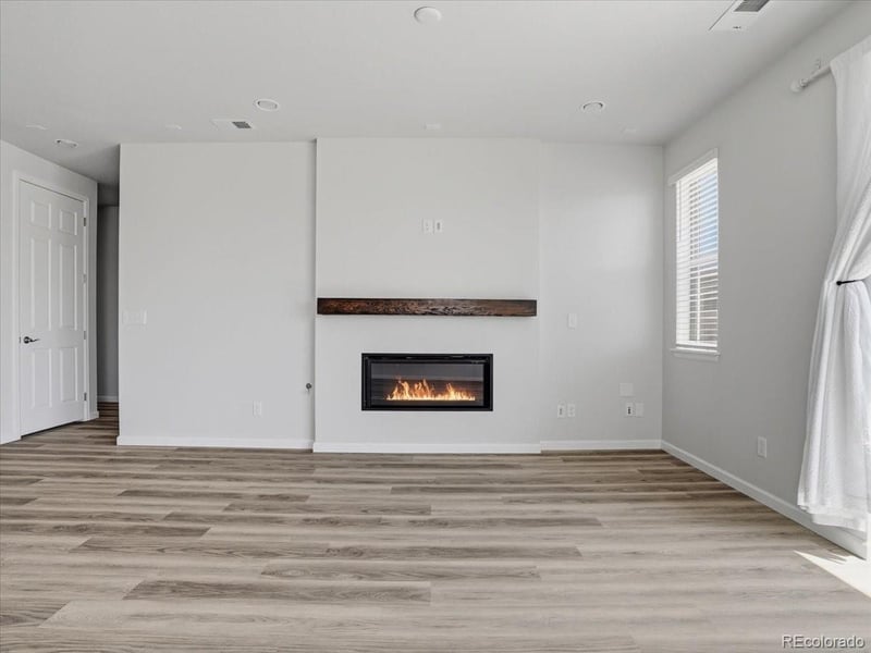 5445 Shady Oaks Dr, Fort Collins, CO 80528