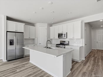5445 Shady Oaks Dr, Fort Collins, CO 80528