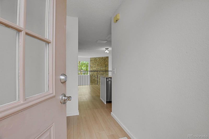 9406 W Ontario Dr, Littleton, CO 80128