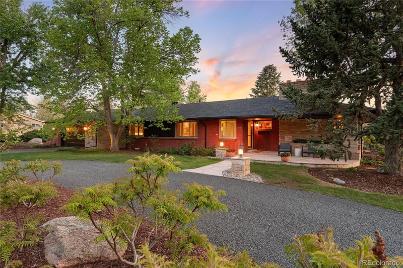 20 Lindenwood Dr, Littleton, CO 80120