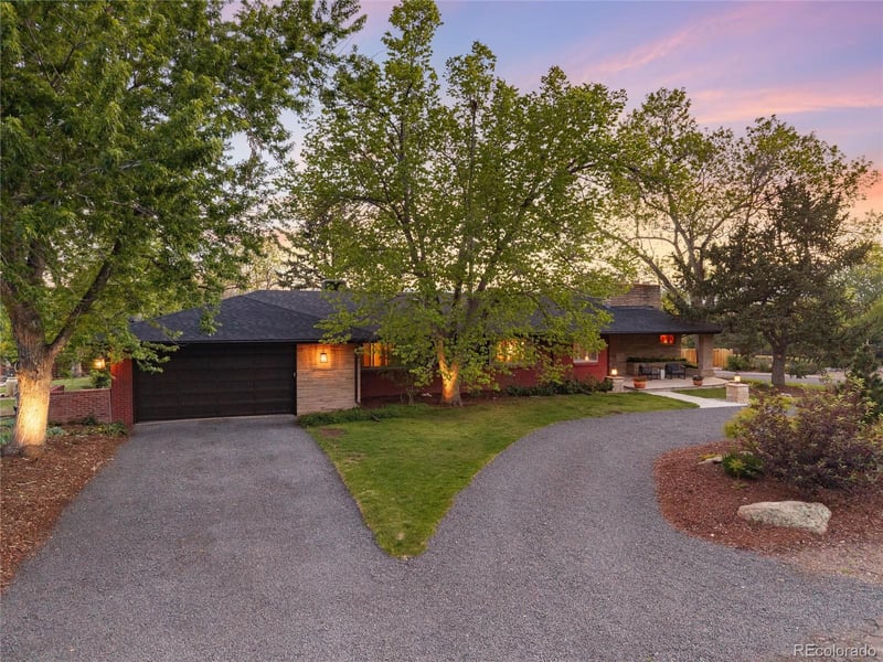 20 Lindenwood Dr, Littleton, CO 80120