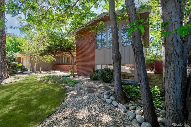 2935 Lafayette Dr, Englewood, CO 80113