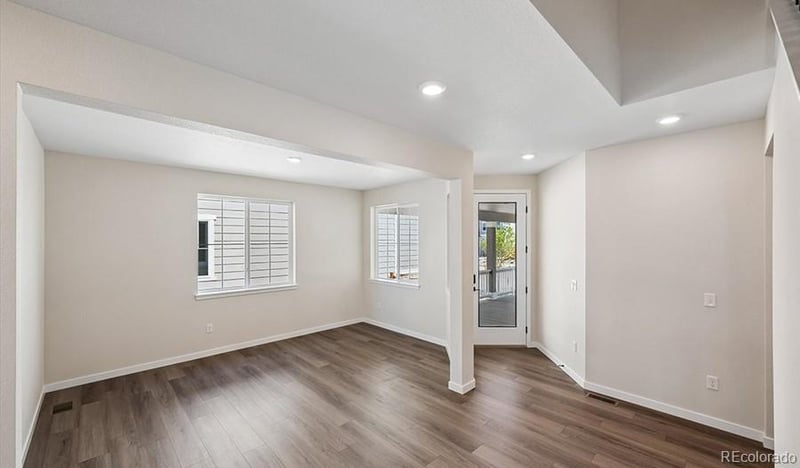 2131 S Irvington St, Aurora, CO 80018