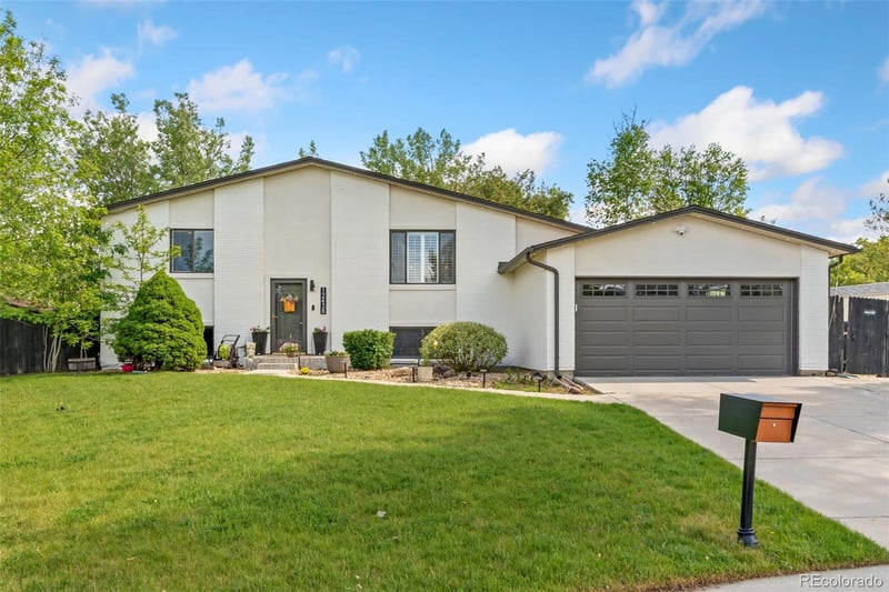 12438 70th Pl, Arvada, CO 80004