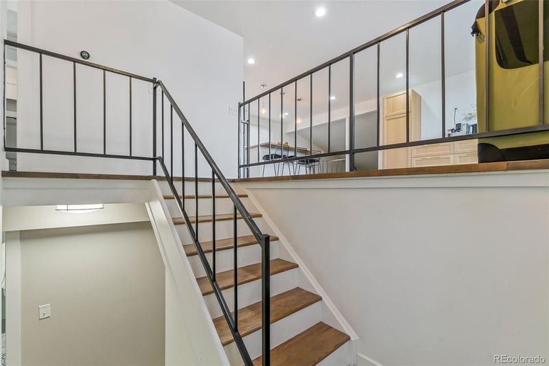 12438 70th Pl, Arvada, CO 80004