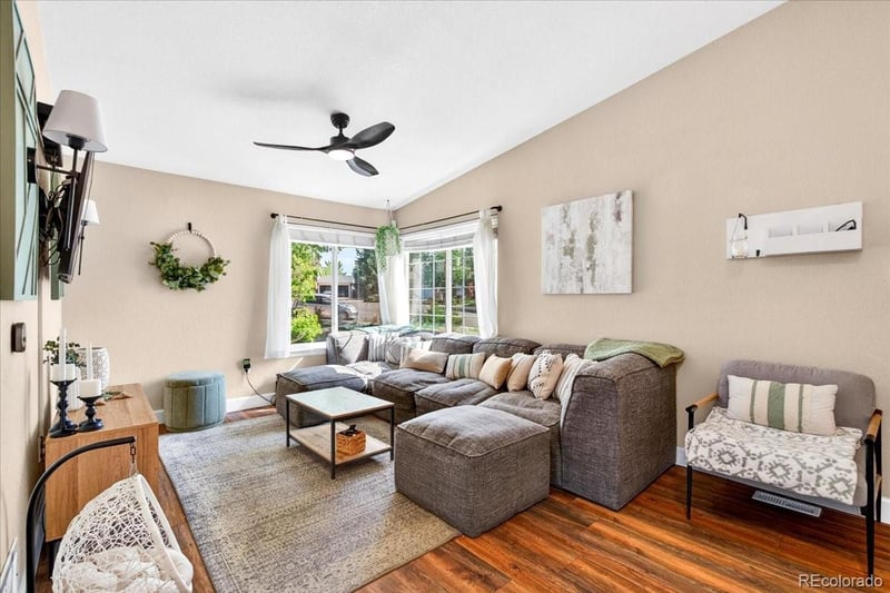 4366 Dearborn Ct, Aurora, CO 80015