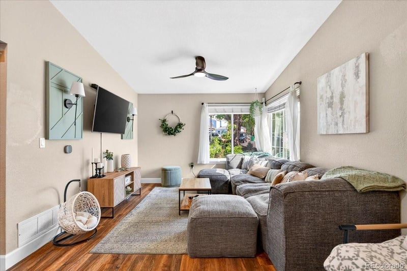 4366 Dearborn Ct, Aurora, CO 80015