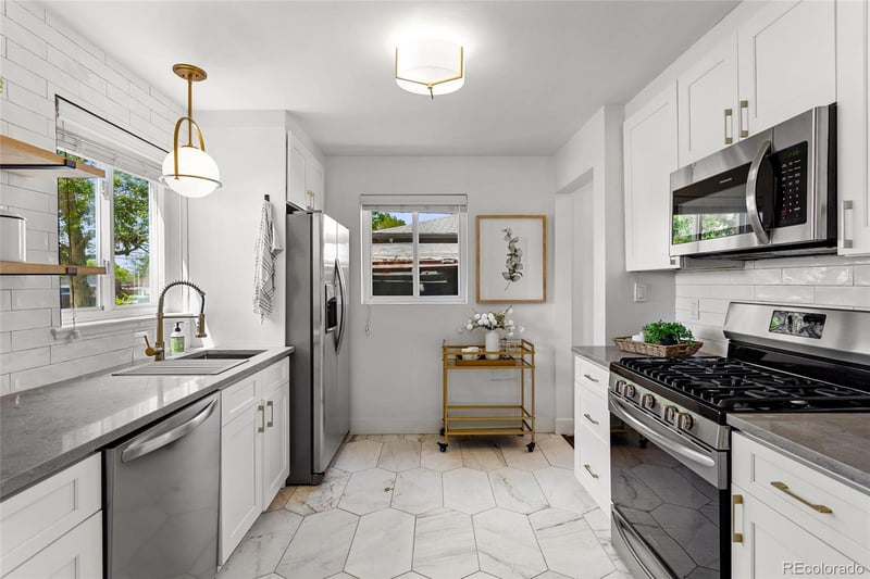 3336 Magnolia St, Denver, CO 80207
