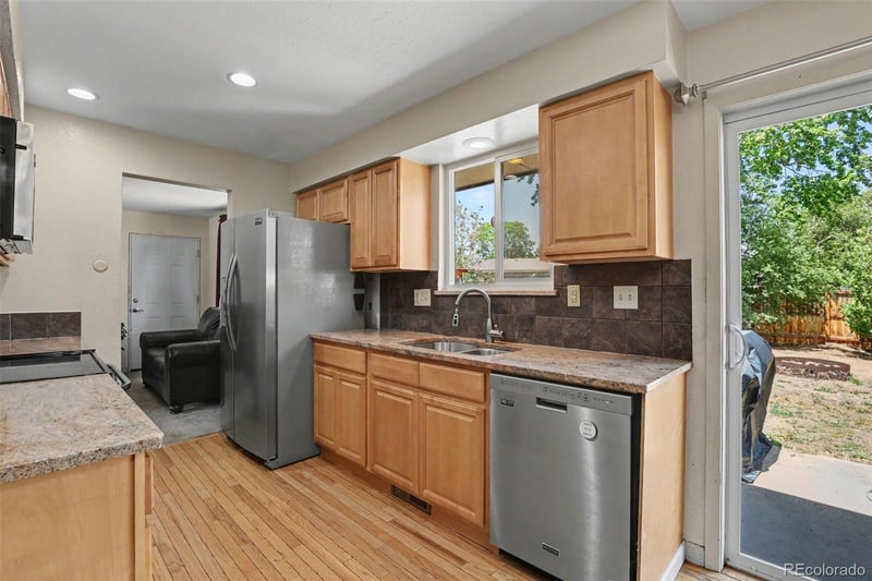 11873 71st Ave, Arvada, CO 80004