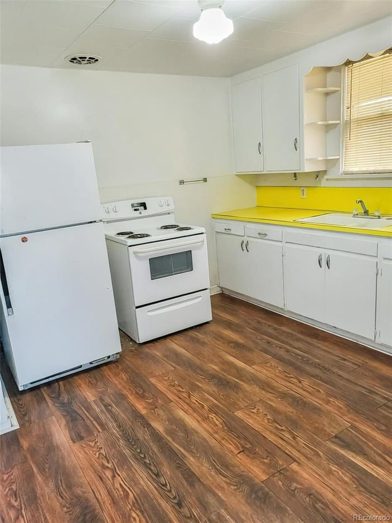113 3rd St, La Junta, CO 81050