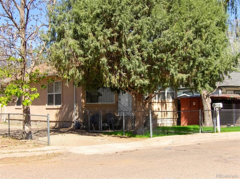 711 8th St, Rocky Ford, CO 81067