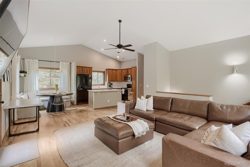 32292 Lodgepole Dr, Evergreen, CO 80439