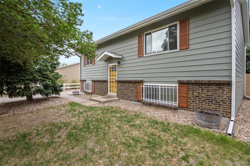 1115 Ouray St, Aurora, CO 80011