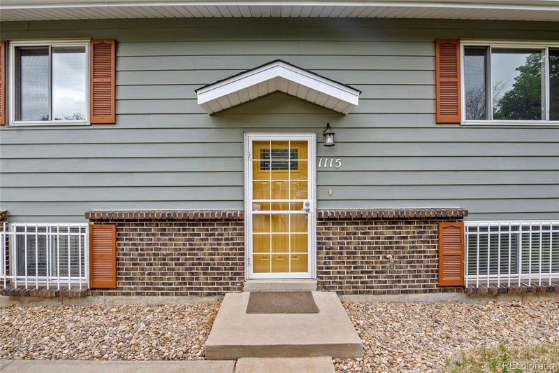 1115 Ouray St, Aurora, CO 80011