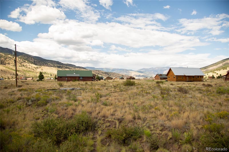341 Spruce Dr, Creede, CO 81130