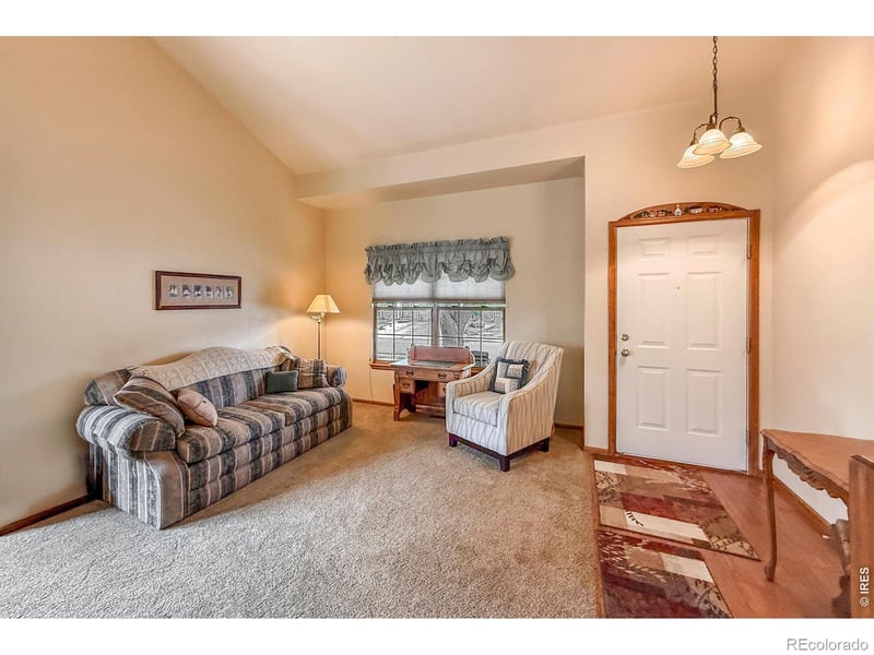 1418 Paramount Pl, Longmont, CO 80501