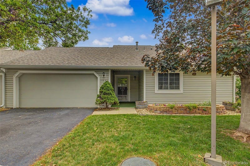 14233 Marina Dr, Aurora, CO 80014