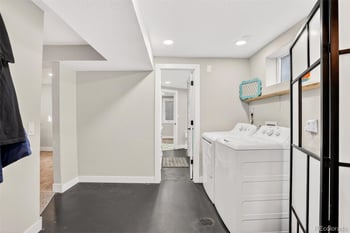 3222 Blackhawk Cir, Aurora, CO 80011