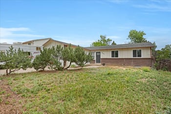2832 Mobile St, Aurora, CO 80013