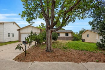 2832 S Mobile St, Aurora, CO 80013