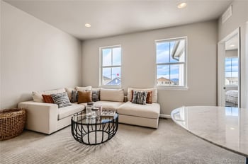 55003 28th Pl, Strasburg, CO 80136