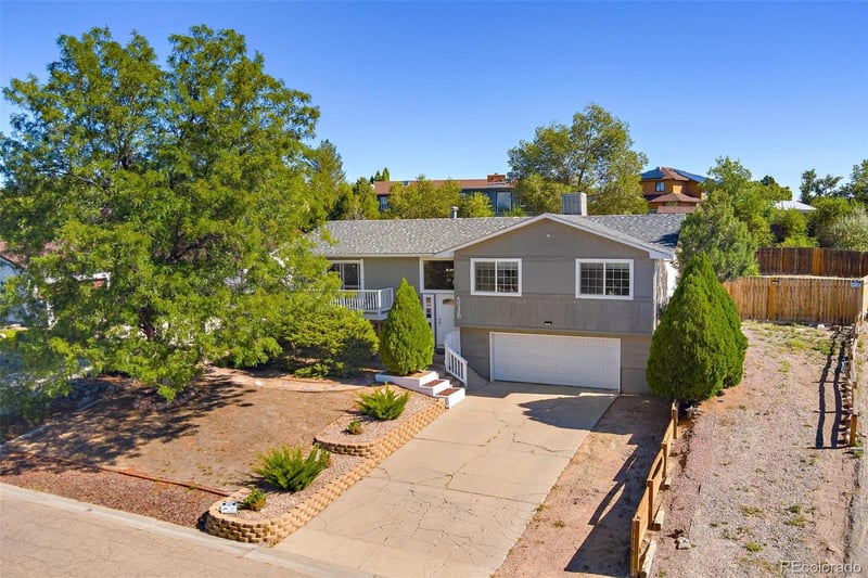 4032 Valley Dr #B, Pueblo, CO 81008