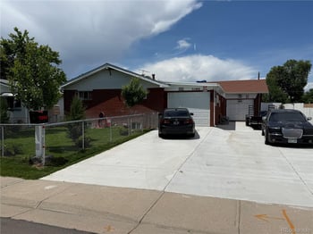 7095 Pontiac St, Commerce City, CO 80022