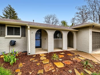 628 Oswego Ct, Aurora, CO 80012