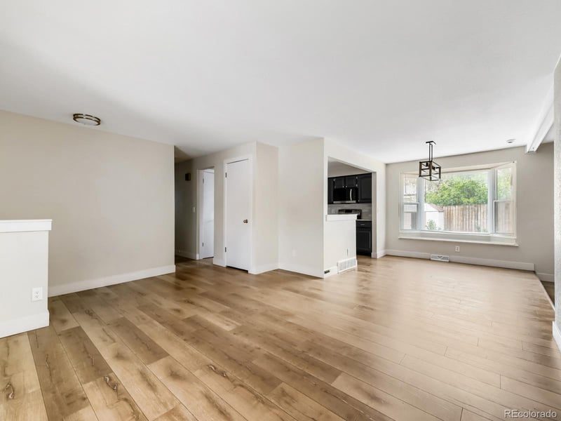 628 S Oswego Ct, Aurora, CO 80012