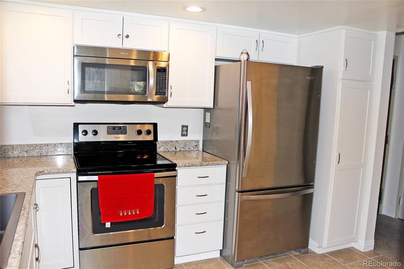 13661 Marina Dr #406, Aurora, CO 80014