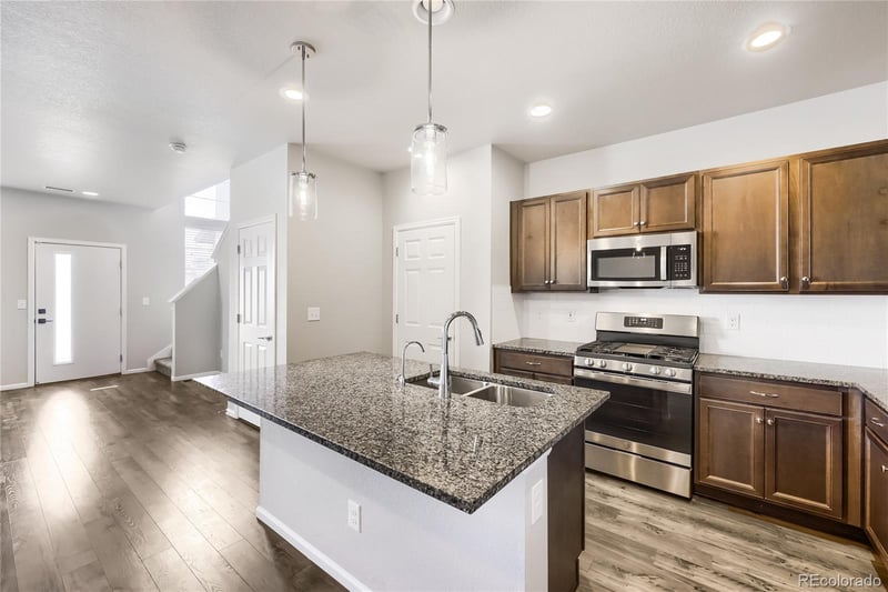 18950 65th Ave, Denver, CO 80249