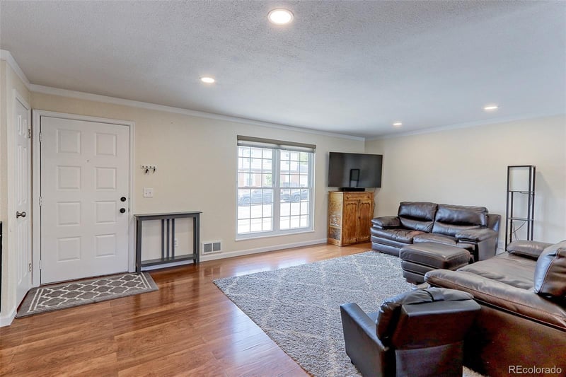 10939 Grange Creek Dr, Thornton, CO 80233