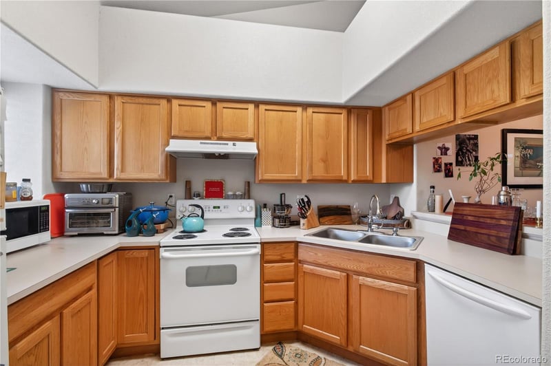 8685 Clay St #206, Westminster, CO 80031