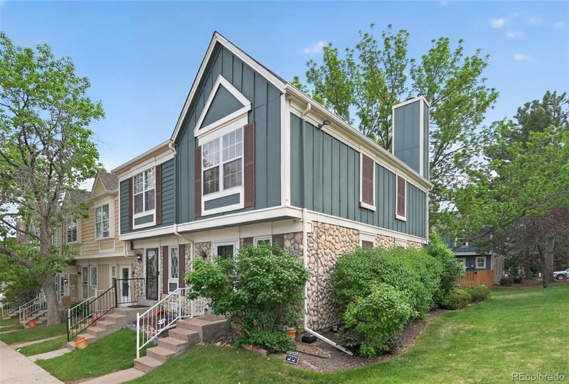 1261 Idalia St, Aurora, CO 80017