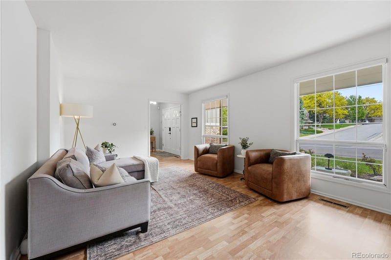 6634 Easter Pl, Centennial, CO 80112