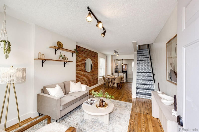 121 8th Ave, Denver, CO 80203