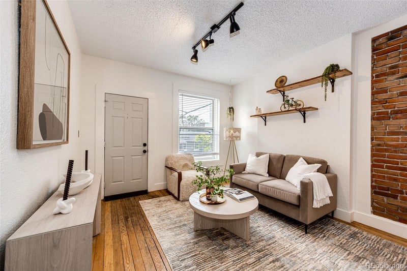 121 8th Ave, Denver, CO 80203