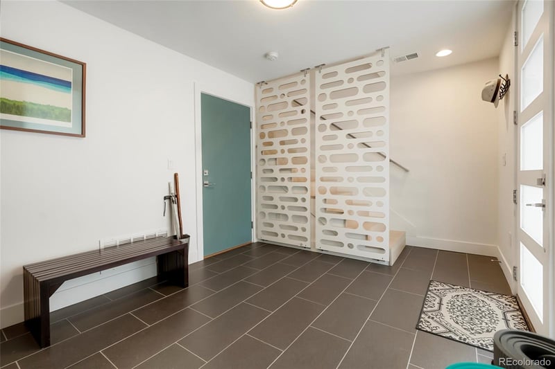 879 Delaware St, Denver, CO 80204