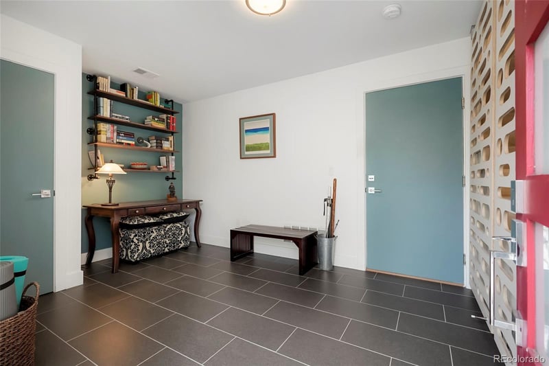 879 Delaware St, Denver, CO 80204