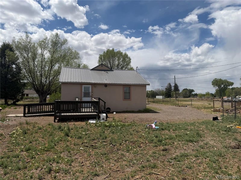 810 Seventh St, Sanford, CO 81151