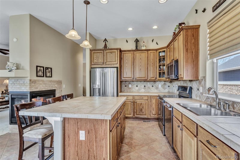 344 De Gaulle Ct, Aurora, CO 80018