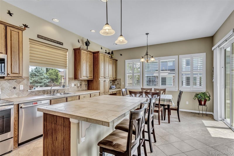 344 De Gaulle Ct, Aurora, CO 80018