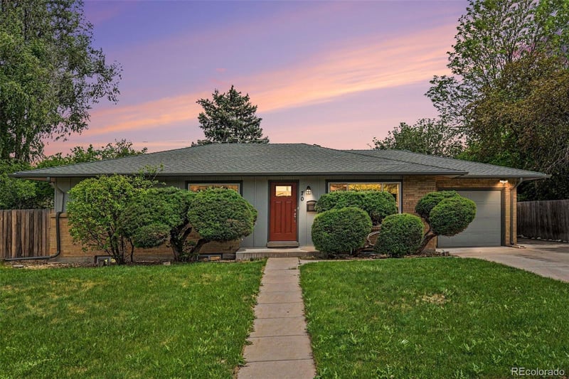70 Field St, Lakewood, CO 80226