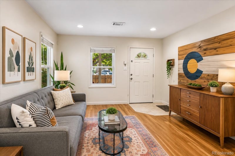 3148 S Lincoln St, Englewood, CO 80113